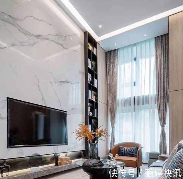 大理石|独身女白领70㎡复式小公寓,两层设计都很迷人,被治愈了!