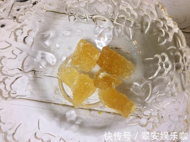 食材|花生红豆做成豆浆,味道好喝,营养又滋补,尤其是女人要常喝