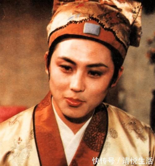 贾母|红楼梦宁荣二府关系究竟如何?寿宴的出席名单,暴露冷漠真相