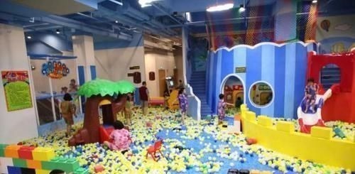 游乐场|女孩8岁身高1.08m,算矮吗?算,医生建议这三个方面的养育要重视