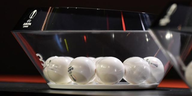 歐聯(lián)杯|歐冠16強(qiáng)已定15席:英超3隊(duì)獲頭名 切爾西巴黎獲第2 巴薩跌落歐聯(lián)