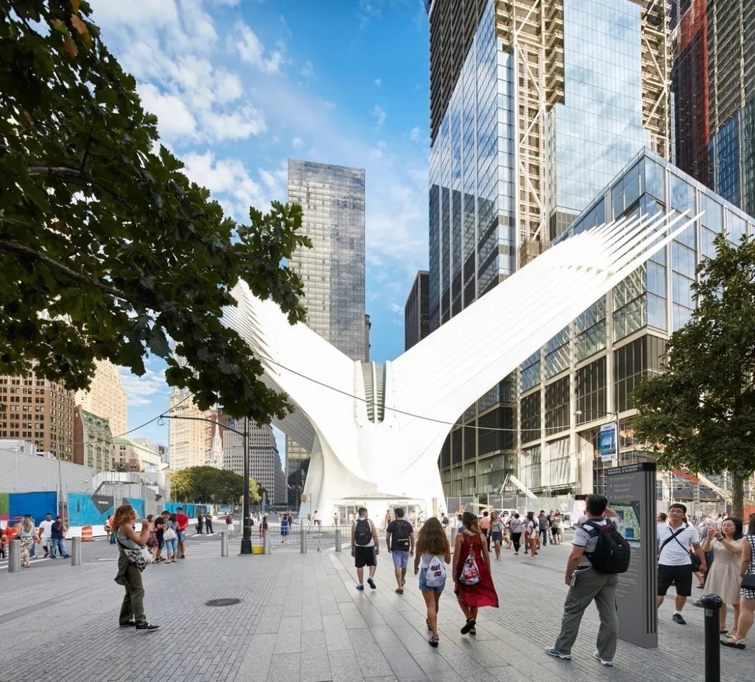 建筑|唯有鬼才,才敢让建筑飞起来!