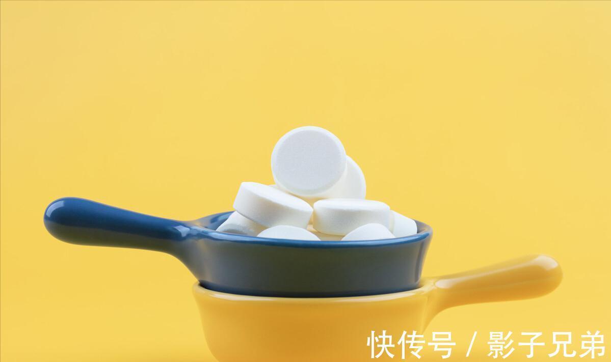 食物|医生 提醒:这3物少给孩子吃,容易积食还伤脾胃,延缓身体发育