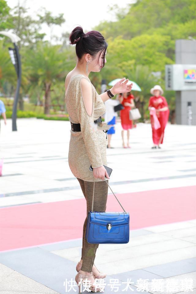 颜色|腰封的加入会让整体搭配更高级,让完美比例展现出来