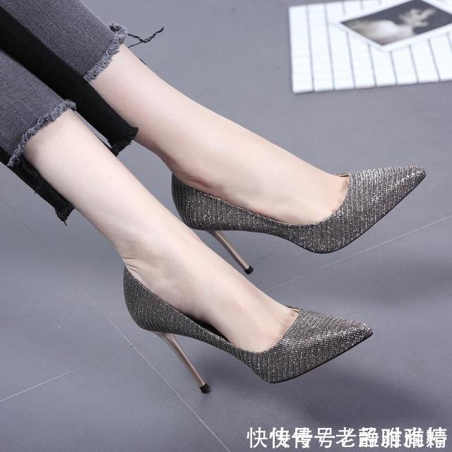 尖头 细跟与尖头搭配,尖头细跟高跟鞋是女人味的十足体现
