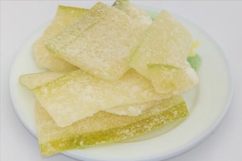 冷藏|冬瓜别再炒着吃了,做成冬瓜糖,清热下火,清香甜蜜,全家抢着吃