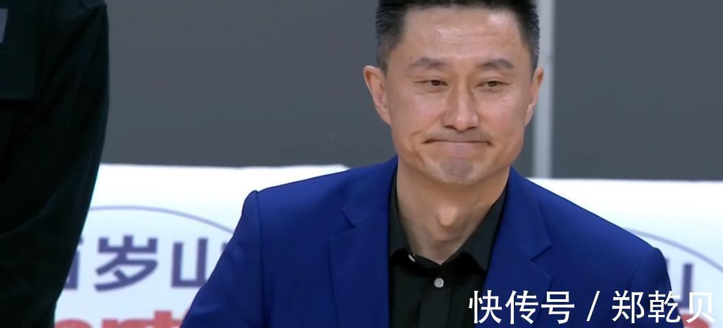 杜锋|郭艾伦被限制,杨鸣的调整真是绝了,杜锋也很头疼!