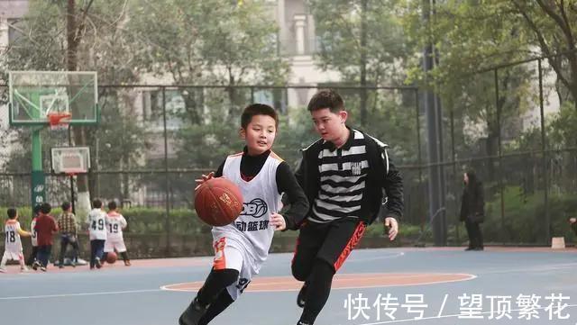 脾胃|医生:2种调味品“拖垮”孩子脾胃,难长个,10岁以下的娃少吃