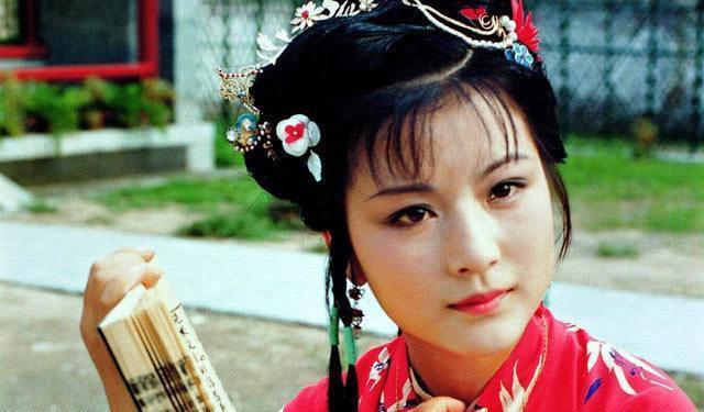 史湘云|《红楼梦》里的可爱女孩史湘云,她的快乐,是不是真的?