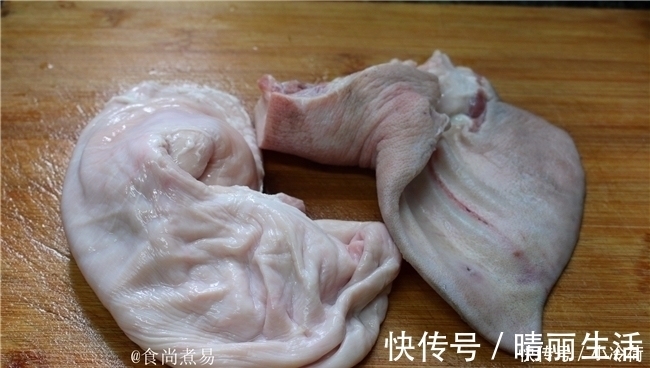 做卤味，卤水配料很重要，配方收起来，越卤越香，拿黄金都不换