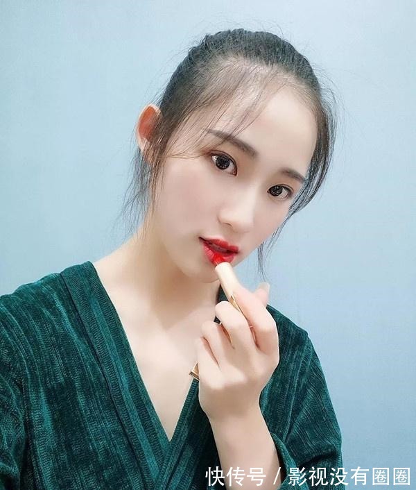 嘴唇 口红怎么涂不掉色,不沾杯!