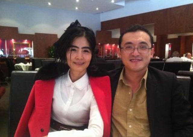 阿姨 《非诚勿扰》51岁阿姨牵手小17岁男子,8年后现状如何?