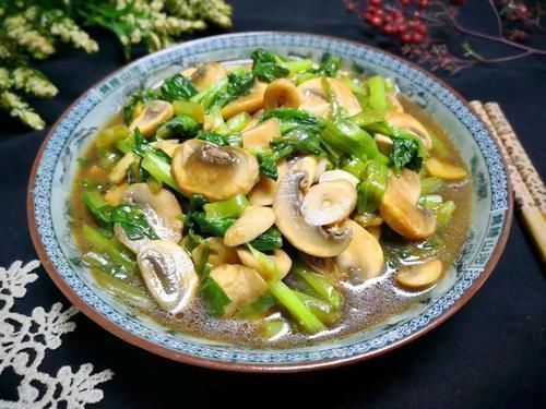 蘑菇|这菜是唯一含维生素D的蔬菜,虽然贵但营养极高,老人小孩都爱吃