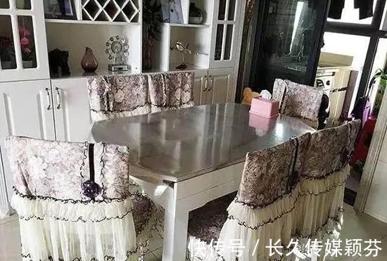 电视背景墙|没骗人!我家墙面贴满瓷砖,入住3年后还和当初一样清爽又亮堂