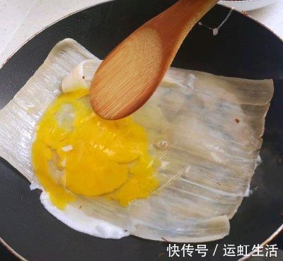 元气满满|又是一个周一,特色烤冷面开启元气满满的一天