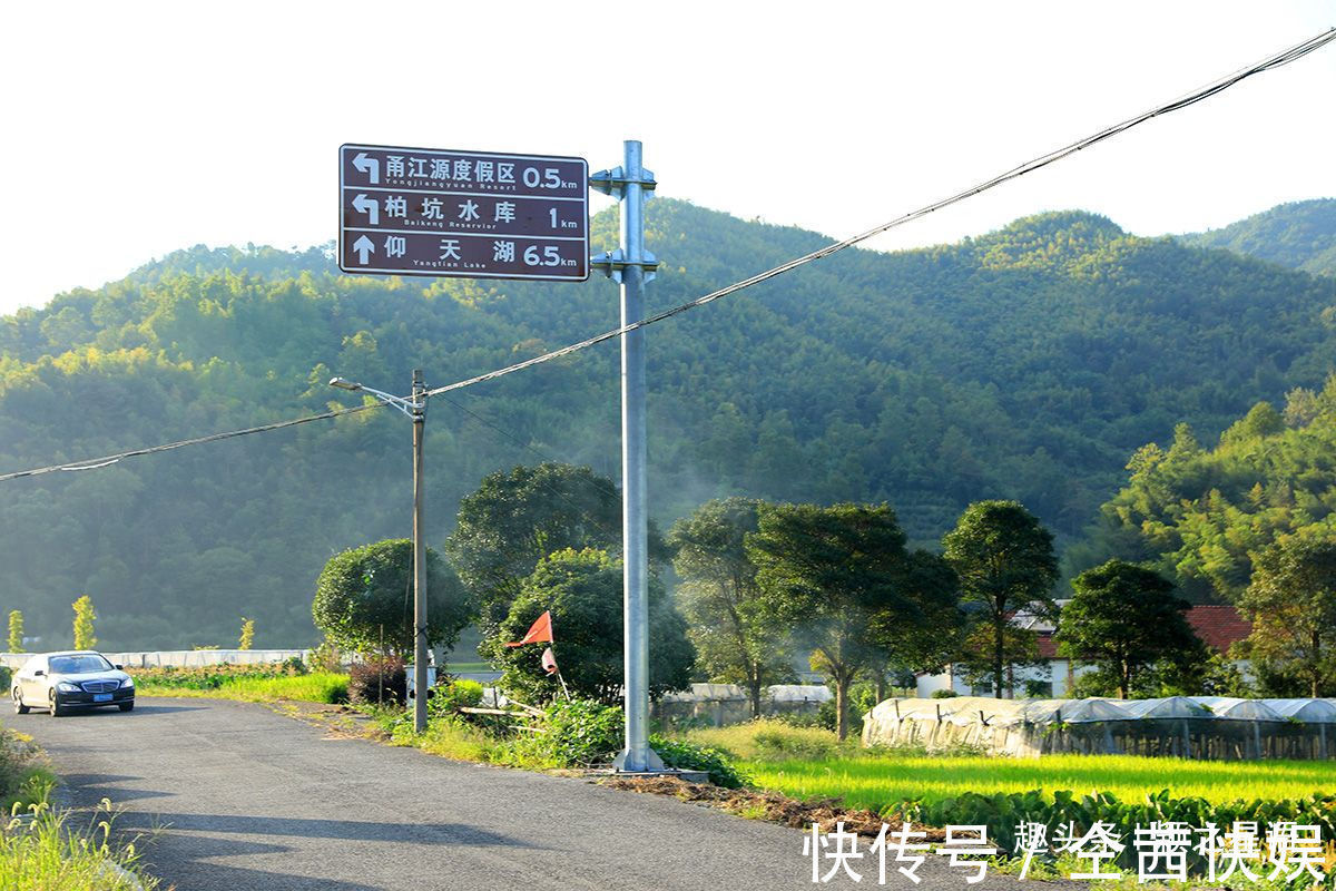 宁波市|世界上最小的湖，长在石头上，小出你的想象