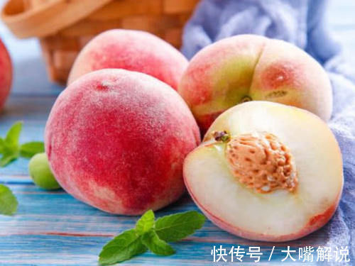 黄花菜|肚子鼓鼓像“怀孕”？这4物换着吃，排毒通便，或悄悄瘦出小蛮腰