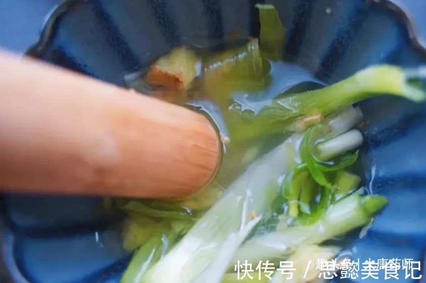 一根葱白，巧治大病！民间11个葱白妙用方，11种疾病不药而愈！