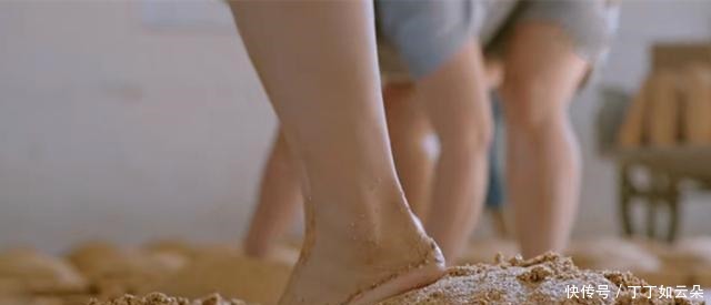 大秘密,茅台镇还有能超过飞天茅台的酱香酒