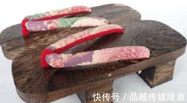 秦朝|古代人穿的鞋子不分左右脚,这样真的不会蹩脚吗?原因其实很简单