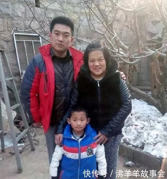 星光大道|山楂妹因殘疾被親生父母拋棄,成名后拒絕認親,只愛養(yǎng)父母