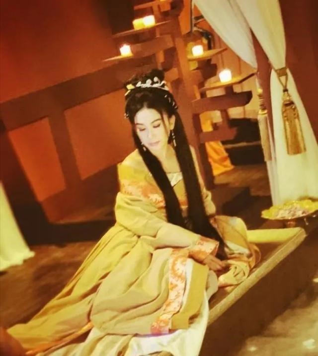 節(jié)目|溫碧霞透露參加《浪姐2》，第一季邀請(qǐng)被拒，節(jié)目火了她想去了