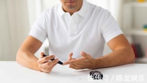 糖尿病|糖尿病足来临时,脚部4个变化“藏不住”,糖友们,需留心观察