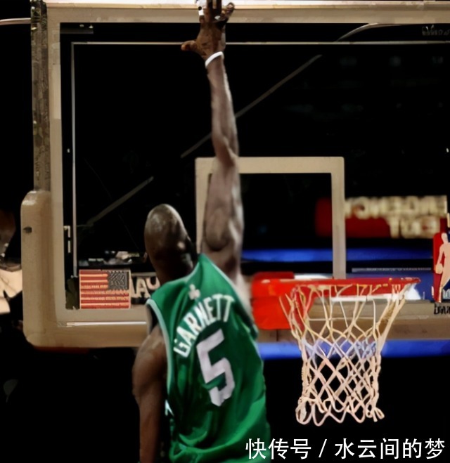 加内特|NBA这些照片明明是P图 但却骗了很多人!魔兽肌肉照最逼真