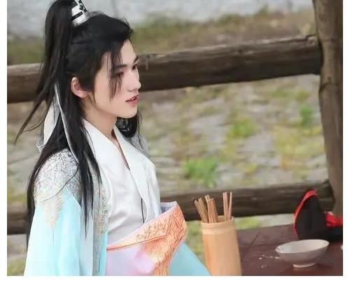 杨紫|赵雅芝、黄圣依、杨紫、Angelababy同演白素贞，哪一位最美呢？