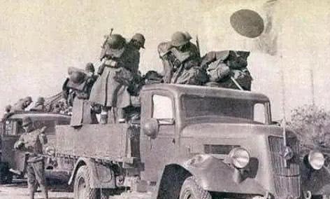 兵王|传奇“兵王”晚年看电影,哈哈大笑着离开人世,他看到什么了?