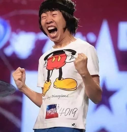 節(jié)目|“小丑男”楊迪很有趣，《萌探探探案》并不是，這三個(gè)嘉賓立大功