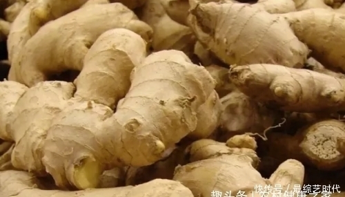 老中医|老中医提醒:睡前在脚底抹“生姜”,坚持一周,3个好处伴随你!