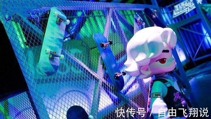 张艺兴|《这就是街舞4》录制花絮,张艺兴全员比心,王一博隔空卖萌!