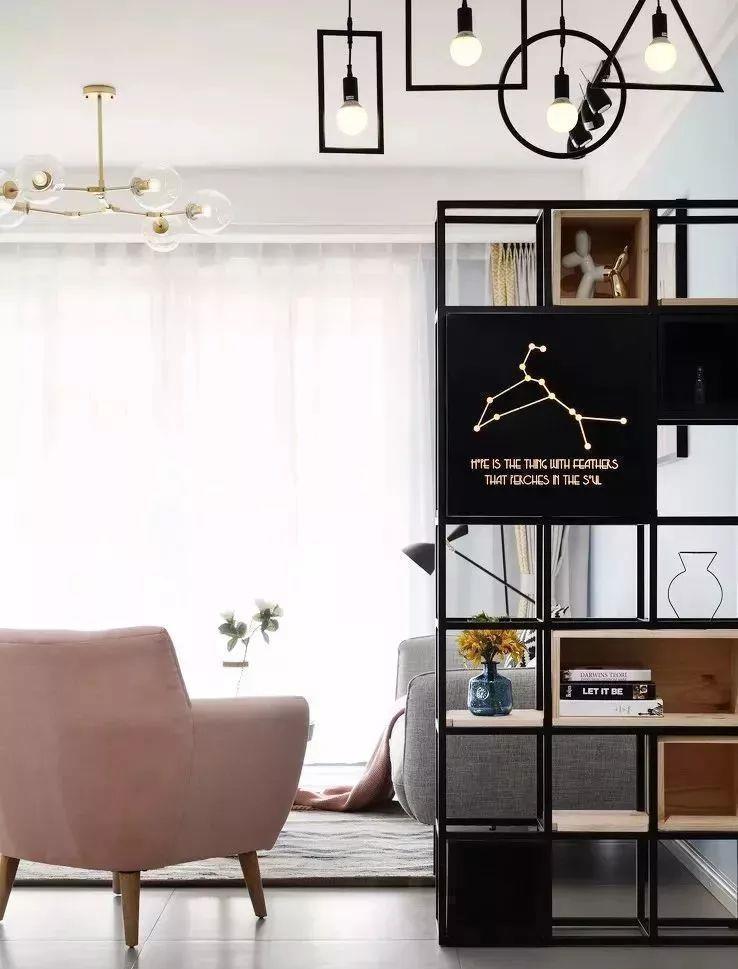 木格栅|房子那么小还砌什么墙?挤爆了!现在别人家小户型都这样做隔断!