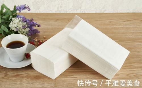 黄色|黄色卫生纸比白色卫生纸好?医生:不建议你用这种卫生纸,危害大