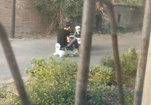 萌娃|“大顽童奶爸”被娃带着玩走红，宝宝：现在的大人可真难带