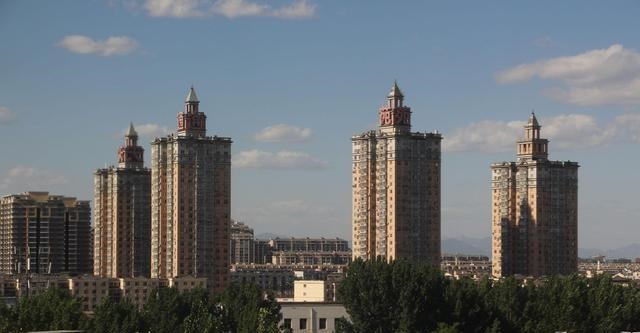 租客|明年起,“新禁令”下,4类房子不得出租,租客和房东都要注意