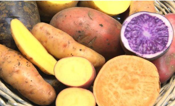 胰岛素|糖尿病多是吃出来的，降血糖，4种食物从餐桌撤走，预防并发症