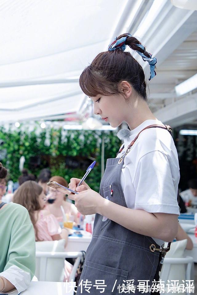 马尾辫|马尾辫已经落伍了!今年最流行这3款“扎发”,谁扎起来都特别美