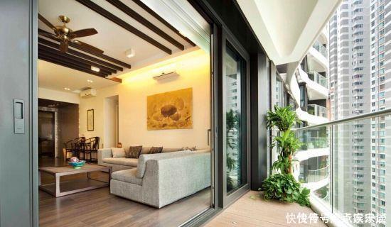 阳台上|阳台不要装推拉门隔断了,有钱人这样做更实用美观,不得不夸聪明