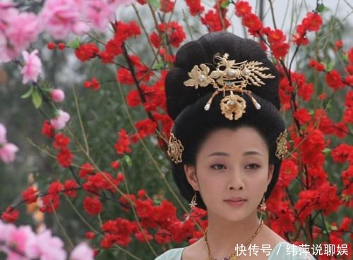 场合|古装剧人物发髻那么高,古人真有那么多头发?其实古人也会用假发