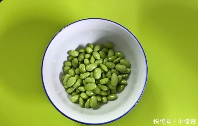山药去皮后|清炒山药怎样做才清脆不发黑?教你一个小妙招,做出来爽口不变色