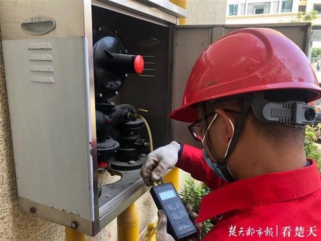 热水|新校舍锅炉“罢工” 千余师生停热水,管道燃气公司48小时解燃眉之急