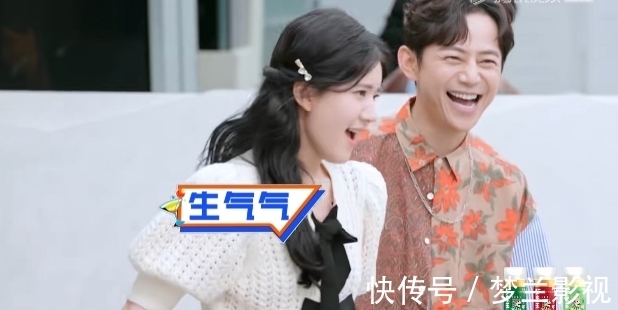 小学生|赵露思、汪苏泷爆笑斗嘴,像极了小学生吵架,何炅劝架失败