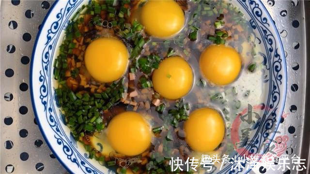 每次煮荷包蛋,媳妇都用这个做法,个个完整好看,到底什么原理