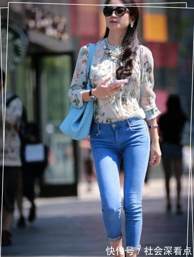 牛仔裤|紧身牛仔裤,简洁而不简单的设计,让彰显出年轻态和活力感!