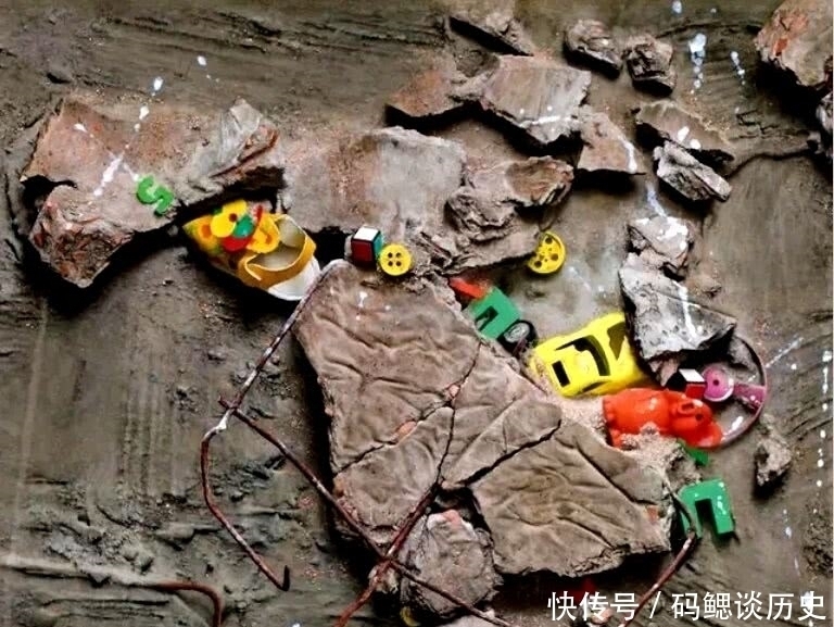 垃圾堆|冷军画“垃圾堆”,卖4370万,网友表示不值,专家:你画垃圾试试