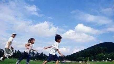 孩子|不懂这4种“懒”的中国式父母,带娃就是累,懒带的孩子更加出色