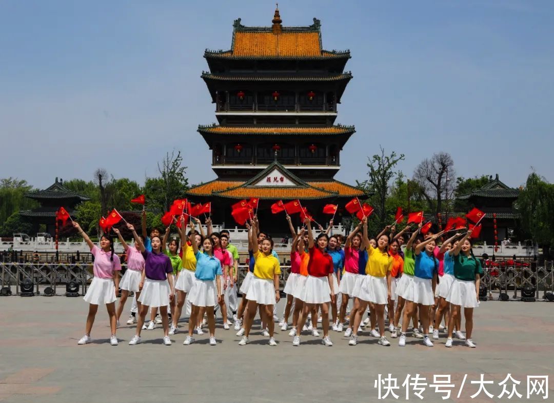 文化!感悟运河文化 回顾峥嵘岁月 台儿庄古城举办国庆系列活动