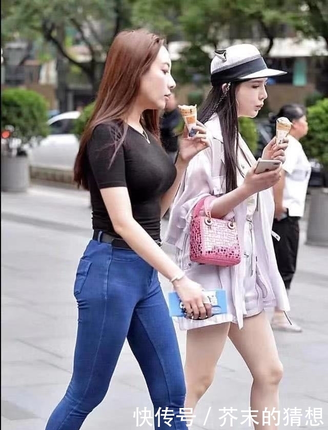 小姐姐|街拍:高挑有气质的美女,身姿丰腴线条明显大气又优雅!